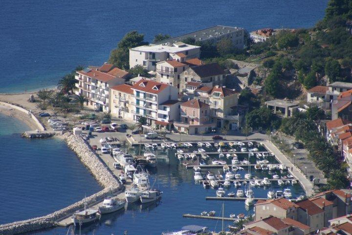 Apartments Waterfront Ivan Podgora Quarto foto